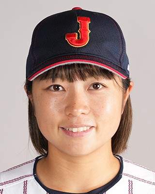 英 菜々子