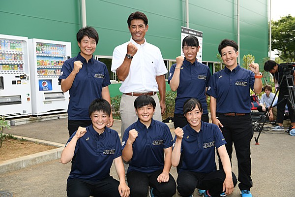 侍ジャパントップチーム稲葉篤紀監督が3世代の代表チームを激励 世界と