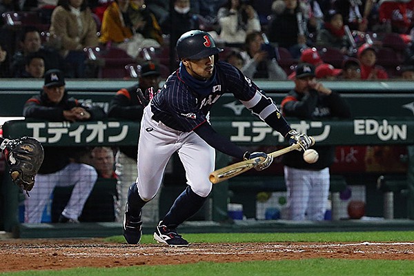 最終価格【アレンジ品】ASICS 侍ジャパン ユニフォーム 菊池涼介選手 M 最終価格【アレンジ品】ASICS 侍ジャパン ユニフォーム 菊池涼介選手 M