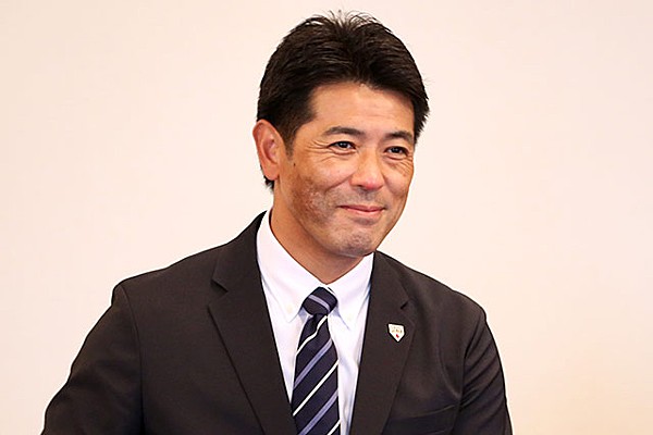 Amazon.co.jp: 元侍ジャパン 稲葉篤紀監督 直筆サイン 背番号80