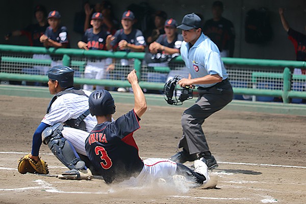 センバツ4強の中央学院高を相手に互角の試合を展開 U-15代表が初の実戦