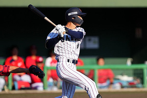 代走・五十幡亮汰の盗塁から辰己涼介がタイムリーを放つなど初の