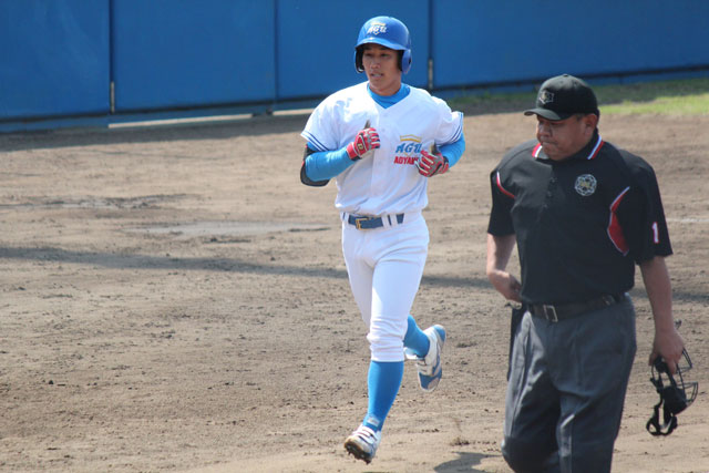 吉田 正尚(青学大)写真=大津知世