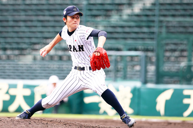 2番手、髙橋純平(県岐阜商)は2塁を踏ませないピッチングで2回を抑える