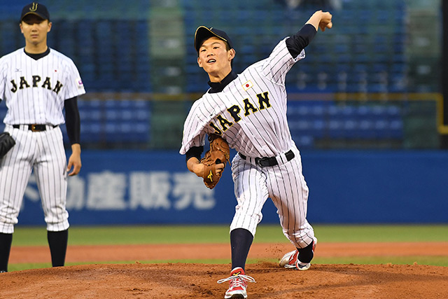 始球式を行った侍ジャパンU-15代表の左腕・及川雅貴(匝瑳リトルシニア)。7月下旬から福島・いわきで開催されるW杯での活躍が期待される