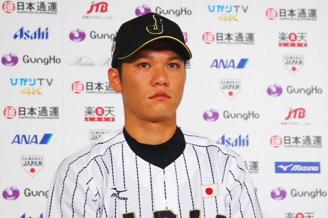 世界一へむけ強い眼差しの坂本勇人(読売)