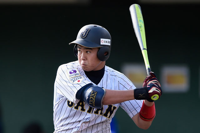 先制のタイムリーを放った嘉手苅将太(姫路アイアンズ)は3安打3打点