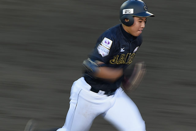 この日も4番の嘉手苅将太(姫路アイアンズ)が打点をあげる