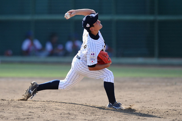 2番手のマウンドに上がった不後祐将(神戸須磨クラブ)