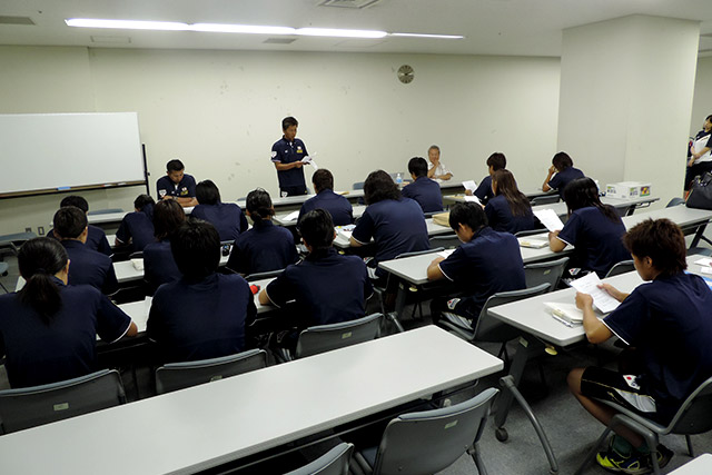 坊っちゃんスタジアムでの侍ジャパン女子代表ミーティングの様子