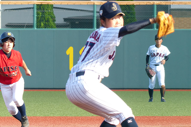 2番手登板の笹沼菜奈(平成国際大3年)
