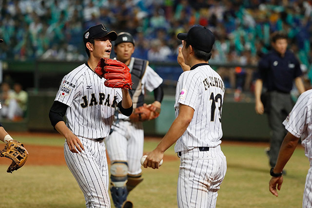 先発の今井達也(作新学院)は5回を1安打無失点の好投