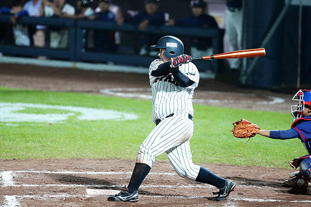 5回裏 石田悠紀子(新波)のタイムリーで侍ジャパンがコールド勝ちを収める