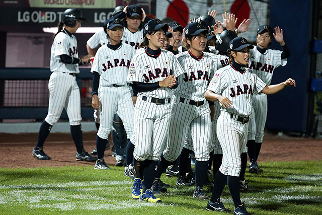 スーパーラウンド3連勝で侍ジャパン女子代表の決勝進出が決定した