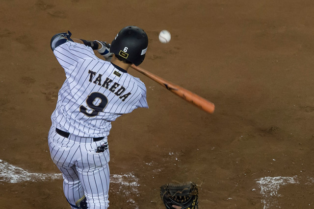 1回裏 内野安打を放つ武田健吾(オリックス)