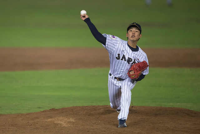 先発の本田圭佑(埼玉西武)が8回を投げて12奪三振と好投