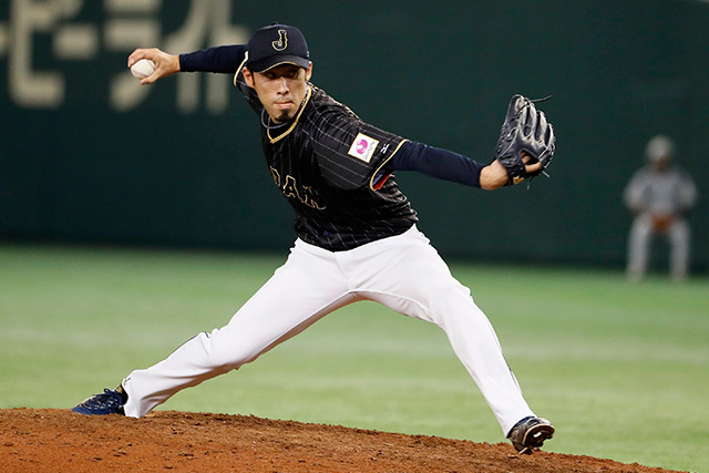 5番手の秋吉亮(東京ヤクルト)は2回を1安打無失点に抑えた