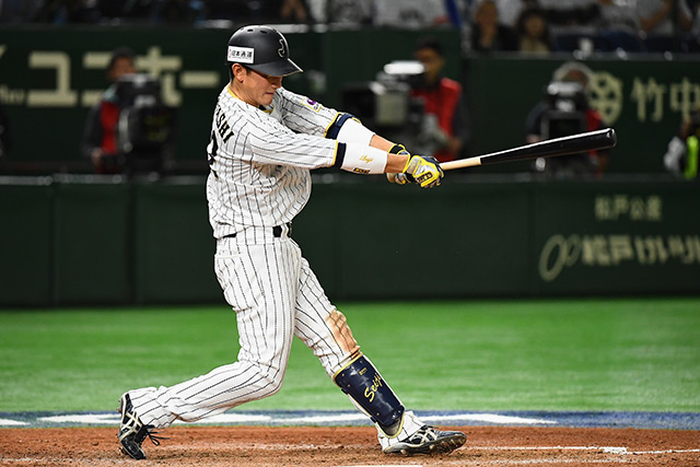 6回裏 小林誠司(読売)のタイムリーで再び同点に追いつく