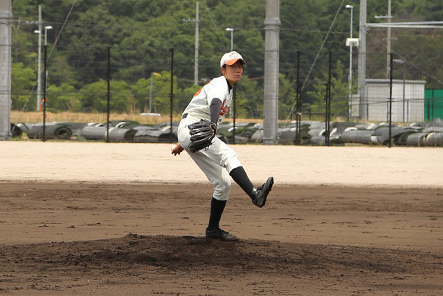 田中志緒梨(埼玉栄)は2イニングを無安打に抑えた