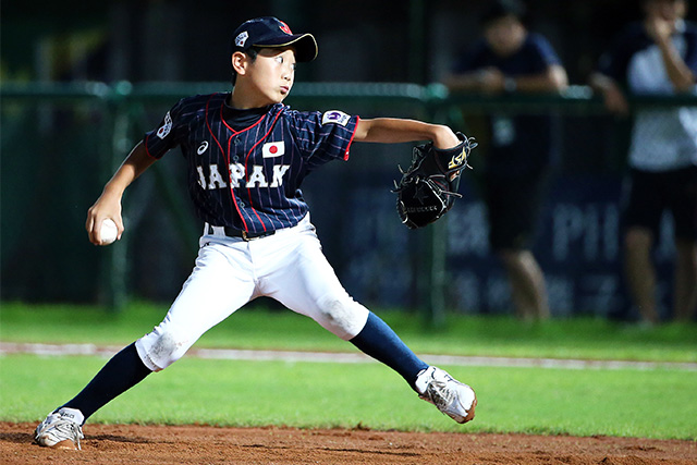 先発マウンドは山田脩也(荒町タイガース)