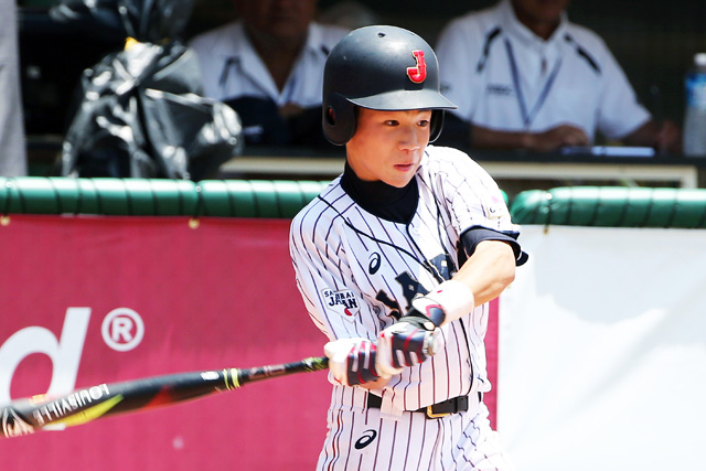 3回裏 森大輔(中百舌鳥ボーイズ)がホームランを放つ