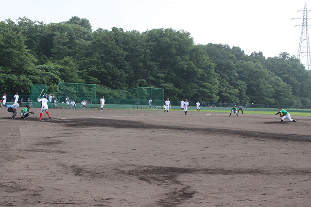 テストマッチ第1戦はJR北海道硬式野球クラブのグラウンドで行なわれた