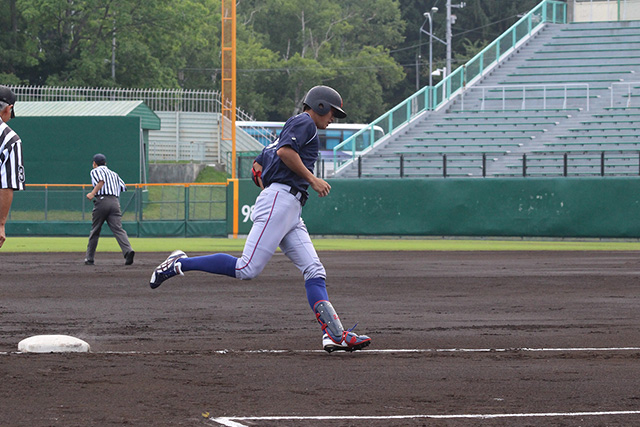 テストマッチ第2戦で先制3ラン本塁打を放った笹川晃平(東京ガス)