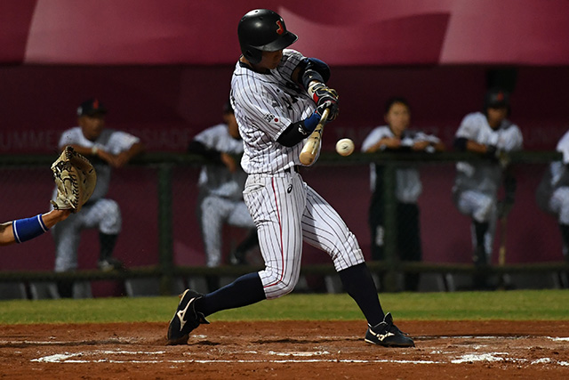 熊谷敬宥(立教大)がタイムリーを放つ