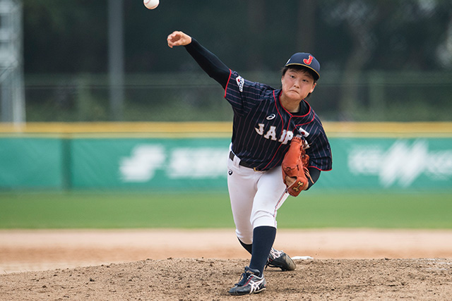 4回からは姫野真由(花咲徳栄)がマウンドにあがった