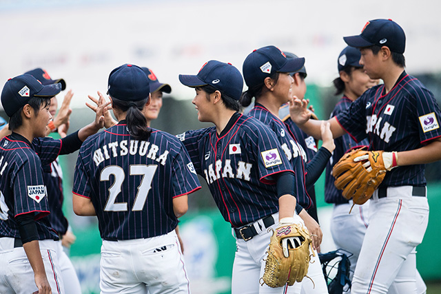 韓国に11対0で5回コールド勝ちをおさめ好発進