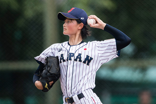 2番手は松島瑠菜(履正社)がマウンドにあがった