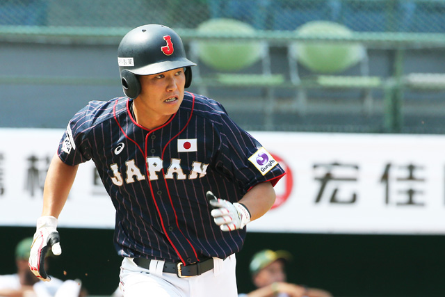 3回 北村祥治(トヨタ自動車)が右中間に二塁打を放ち更に追加点