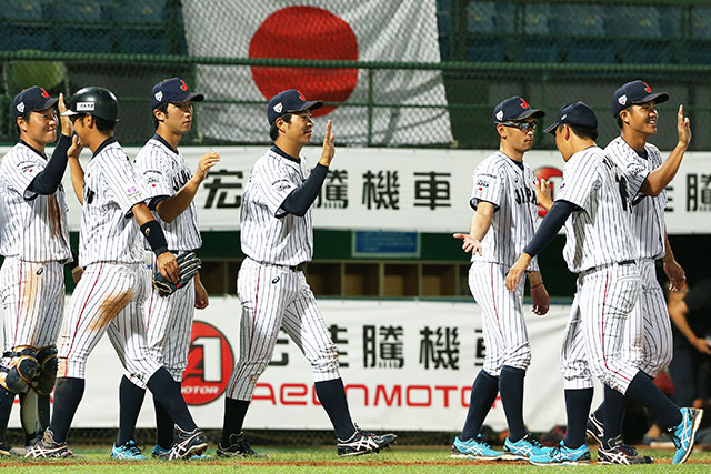 開幕4連勝で翌日の決勝戦を迎える