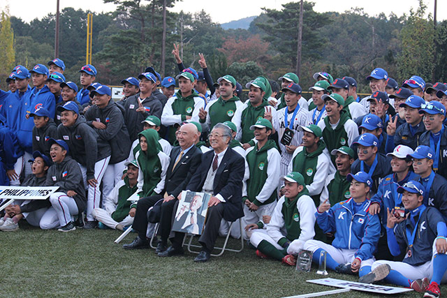閉会式後に集合写真