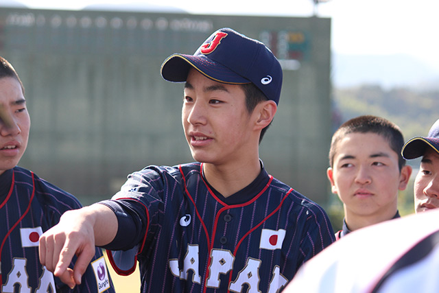 積極的に発言する度会隆輝内野手(佐倉リトルシニア)