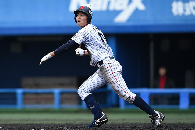 8回 安達壮汰(志村ボーイズ)がダメ押しのタイムリー二塁打を放つ