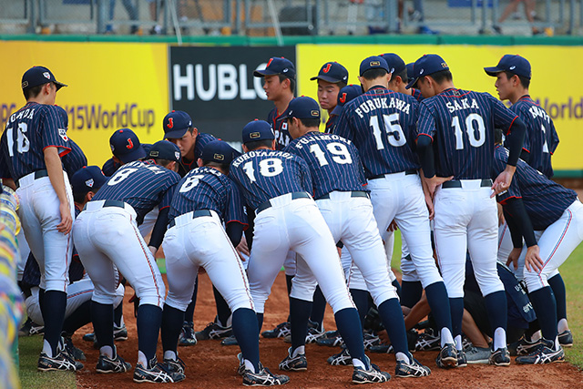 開催国パナマと対戦