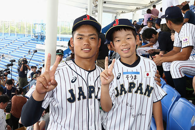 侍ジャパンU-18代表選手らが講師の野球教室を開催 野球への「感謝」を