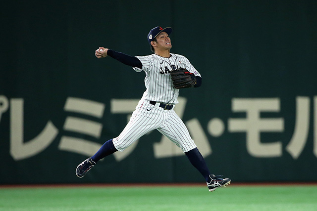 18日米野球開幕戦は柳田悠岐のサヨナラ逆転弾で劇的勝利 トップ 試合レポート 野球日本代表 侍ジャパンオフィシャルサイト