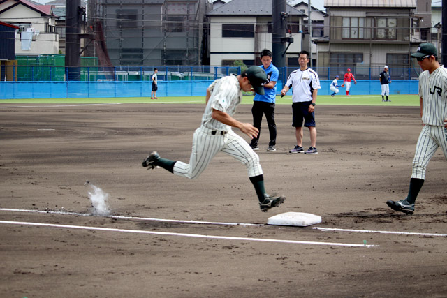 一塁駆け抜けの測定