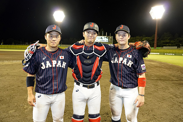 海野隆司(東海大)、郡司裕也(慶應義塾大)、牧秀悟(中央大)