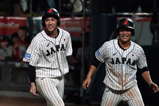 森敬斗(桐蔭学園)が四球を選びチャンスを広げる