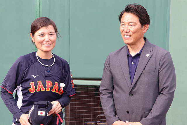 中島梨紗監督と井端弘和監督