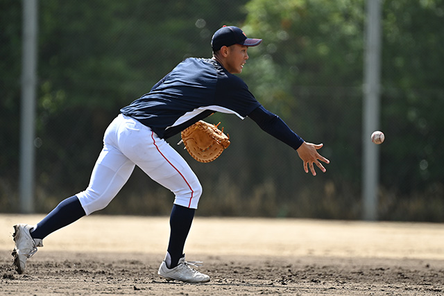 宇野真仁朗(早稲田実)