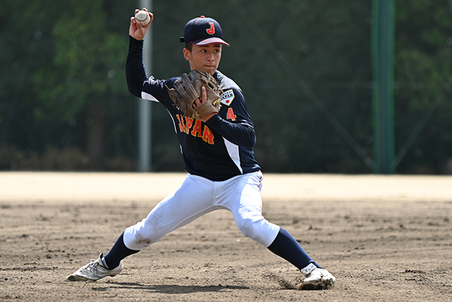 山畑真南斗(明徳義塾)