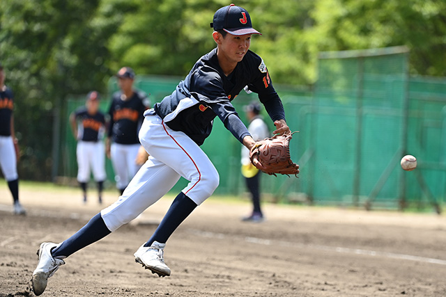 田崎颯士(興南)