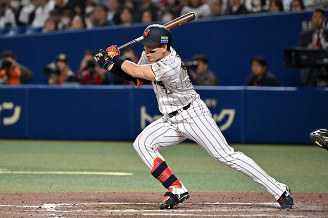 栗原陵矢(福岡ソフトバンクホークス)のタイムリーでダメ押し