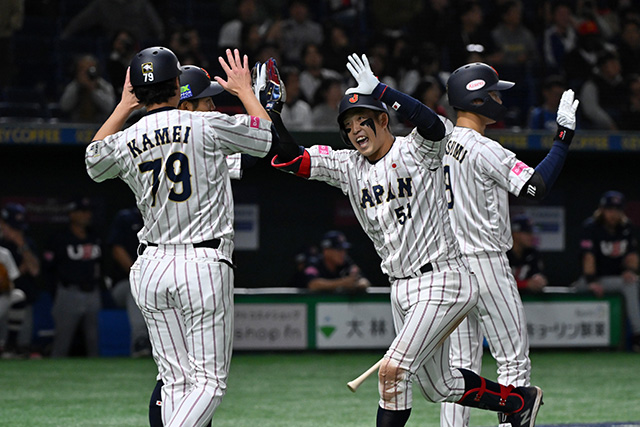 小園海斗(広島)の2打席連続本塁打でダメ押し