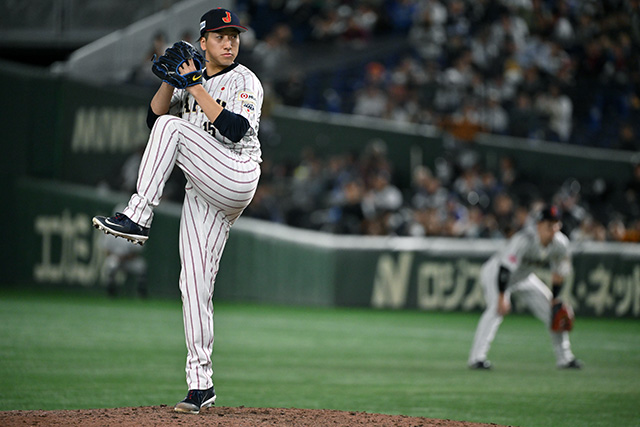最終回のマウンドに上がった大勢(巨人)
