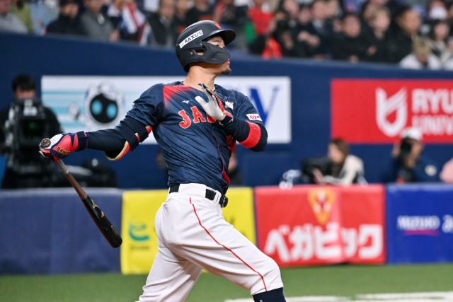佐藤輝明(阪神)の犠飛で先制
